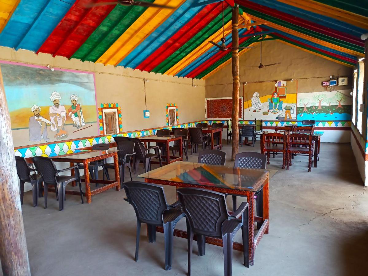 Kutir Craft Village Resort Bherandiāla Екстериор снимка