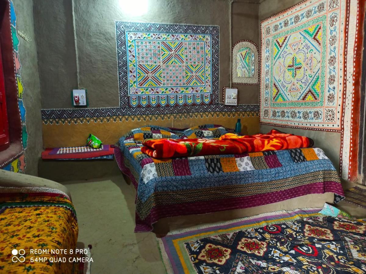Kutir Craft Village Resort Bherandiāla Екстериор снимка