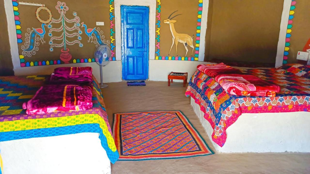 Kutir Craft Village Resort Bherandiāla Екстериор снимка