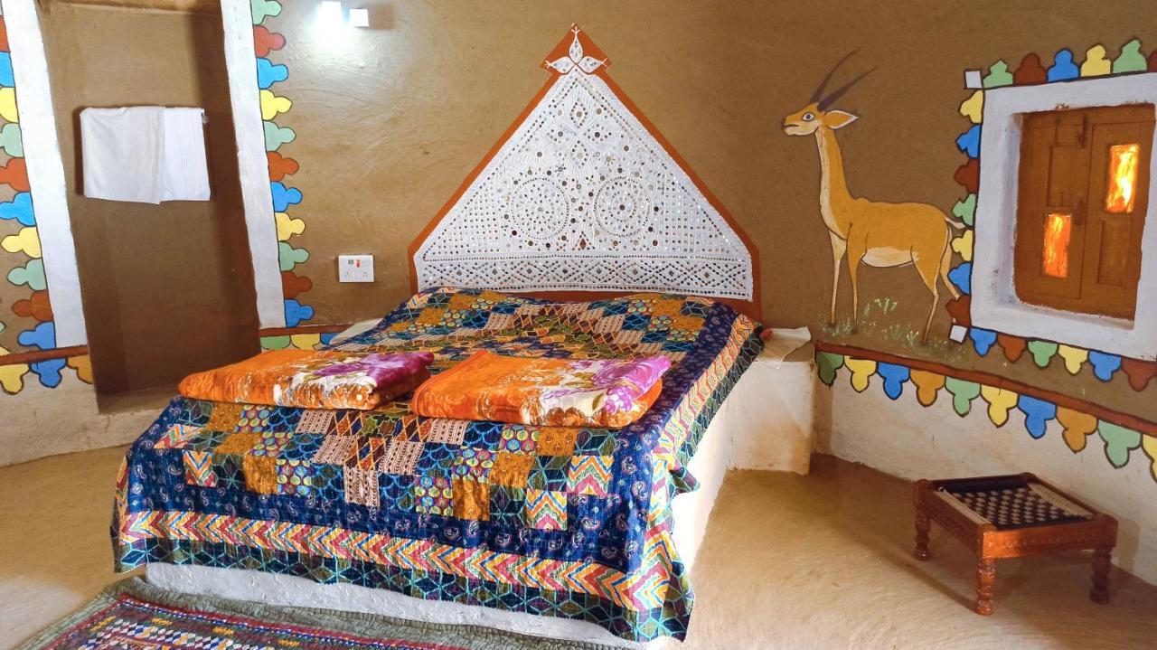 Kutir Craft Village Resort Bherandiāla Екстериор снимка