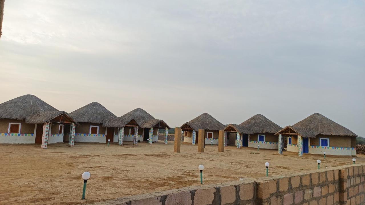 Kutir Craft Village Resort Bherandiāla Екстериор снимка