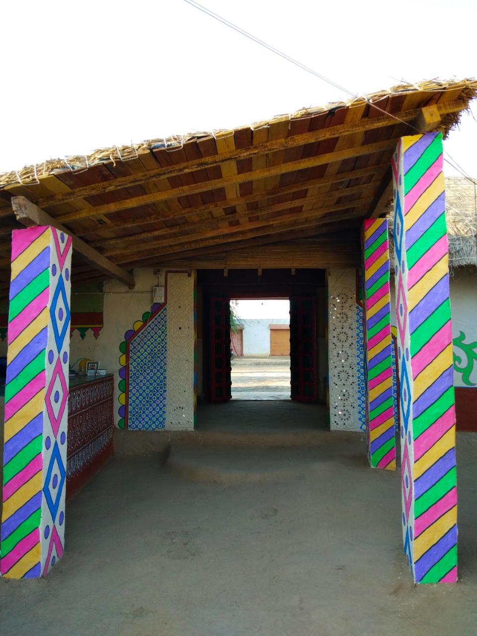 Kutir Craft Village Resort Bherandiāla Екстериор снимка