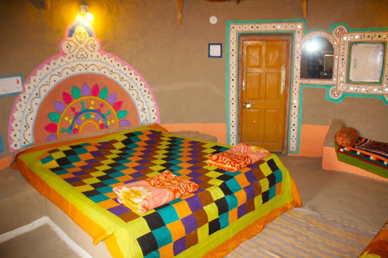 Kutir Craft Village Resort Bherandiāla Екстериор снимка